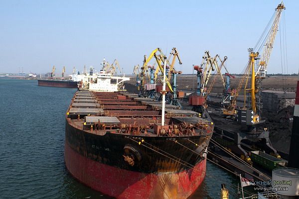 Компания Cargill намерена инвестировать 130 млн долларов в портовую инфраструктуру Украины Компания Cargill намерена инвестировать 130 млн долларов в портовую инфраструктуру Украины