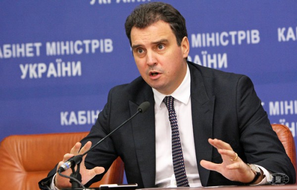 Абромавичус поддержал инициативу зернотрейдеров об оплате внеплановых проверок Абромавичус поддержал инициативу зернотрейдеров об оплате внеплановых проверок