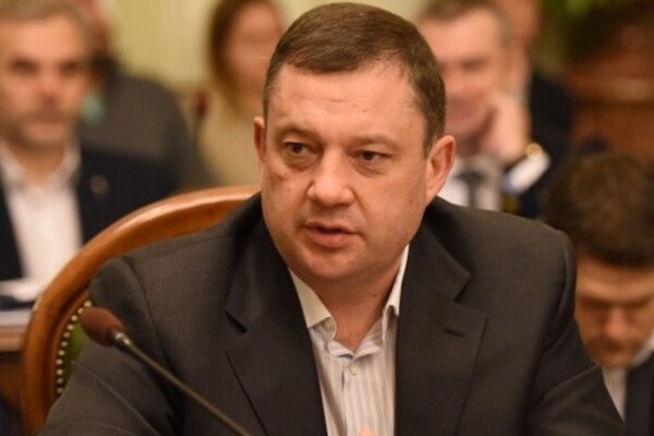Рябошапка внес в Раду снятие «иммунитета» с нардепа Дубневича Рябошапка внес в Раду снятие «иммунитета» с нардепа Дубневича