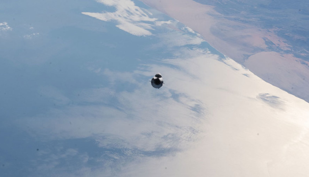 Грузовой корабль Cargo Dragon успешно приводнился в Атлантике Грузовой корабль Cargo Dragon успешно приводнился в Атлантике
