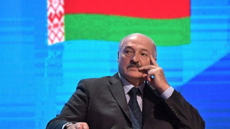 Лукашенко признал Крым российским и ждет приглашения посетить полуостров Лукашенко признал Крым российским и ждет приглашения посетить полуостров