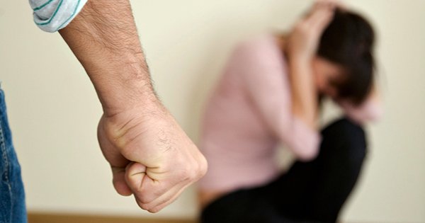 В Киеве возросло количество обращений о домашнем насилии В Киеве возросло количество обращений о домашнем насилии