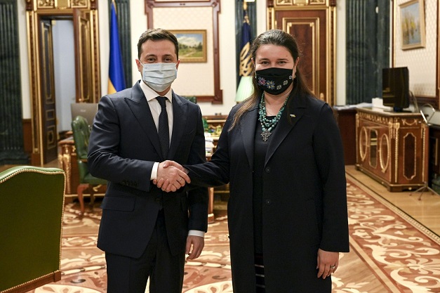 Зеленский назначил эксминистра финансов Маркарову послом Украины в США Зеленский назначил эксминистра финансов Маркарову послом Украины в США