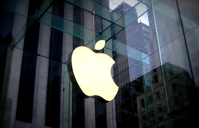 Apple отримала рекордний квартальний виторг Apple отримала рекордний квартальний виторг