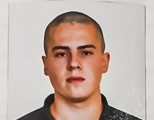 У Дніпрі військовий застрелив товаришів по службі й утік. П'ятеро загиблих і п'ятеро постраждалих  У Дніпрі військовий застрелив товаришів по службі й утік. П'ятеро загиблих і п'ятеро постраждалих
