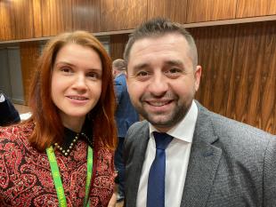 Голова "загальної" ТСК Мар’яна Безугла з її ініціатором Давідом Арахамією 