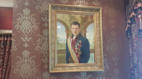 Активисты вскрыли элитный дом Кивалова у моря: фото Активисты вскрыли элитный дом Кивалова у моря: фото