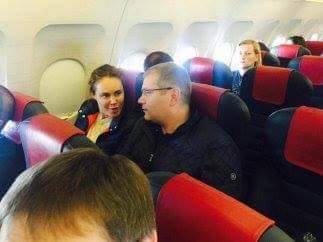 Новинский прилетел в Киев из Питера, Королевская с Вилкулом исчезли Новинский прилетел в Киев из Питера, Королевская с Вилкулом исчезли