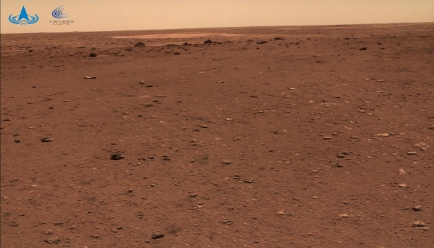 Китайский марсоход прислал новые снимки с Марса (фото) 1310002119_16233964111391n.jpg